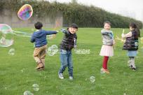 50 生二胎，“被迫經(jīng)營”克服困難的哥哥，他的生活又酷又浪漫